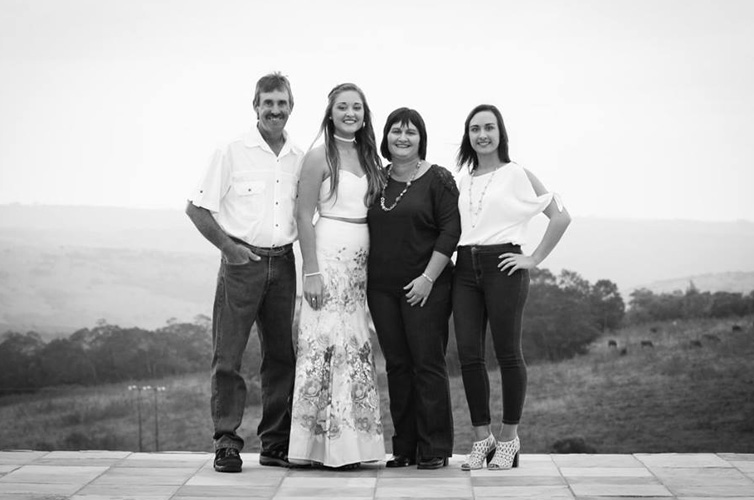 In Tribute of Derrill Hempel In Tribute of Derrill Hempel